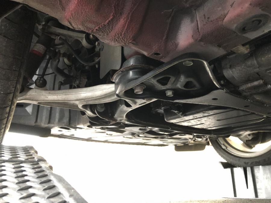 Днище и подвеска Mazda RX-8 2005 года  (фото 184 из 197)